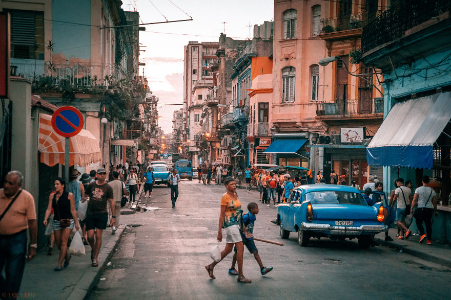 I Spent 20 Days In Cuba Documenting The Life Of Local People