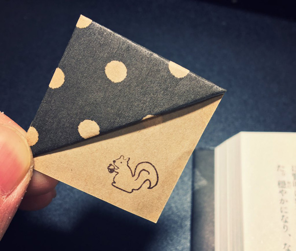 Simple Trick To Make Your Own Origami Bookmarks