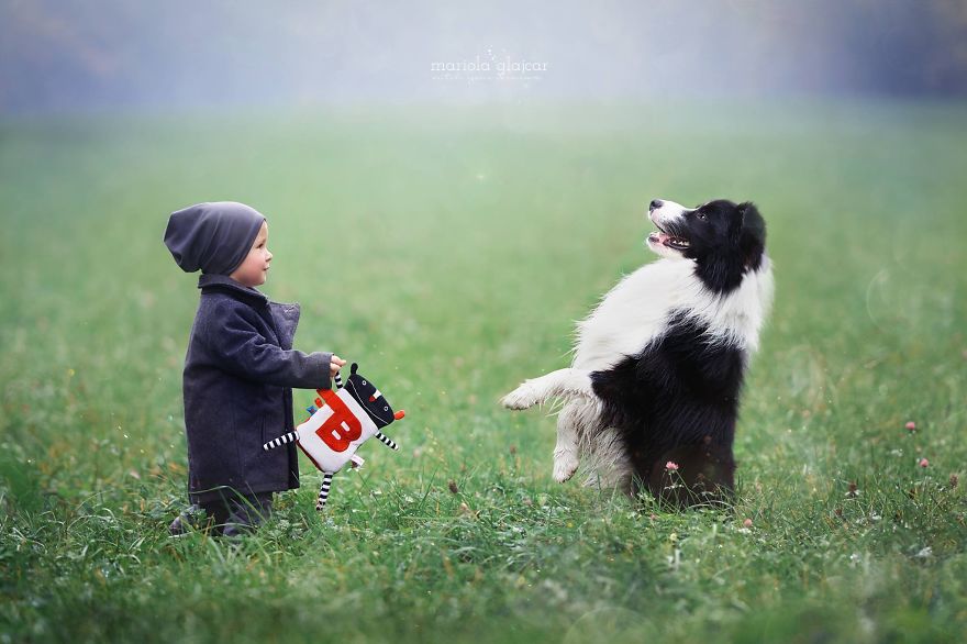 Stunning Photos Of Dog With Kids :)