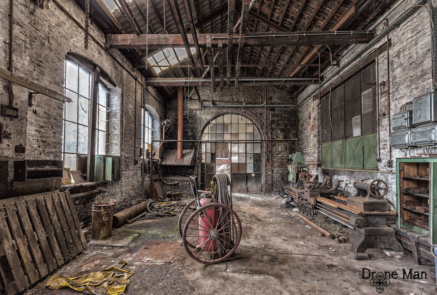 Urban Experience: Usine S.