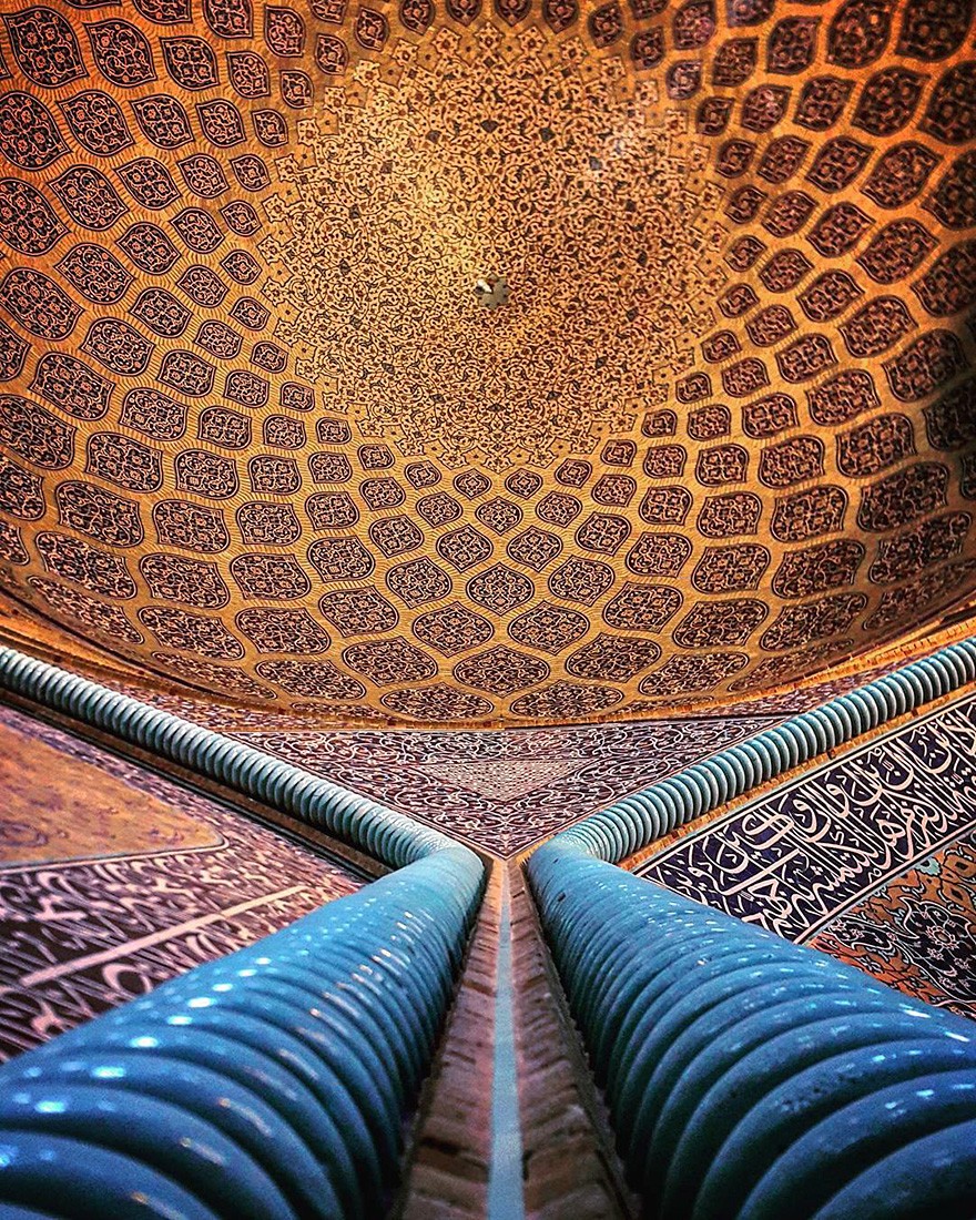 400-year-old Sheikh Lotfollah Mosque In Esfahan, Iran