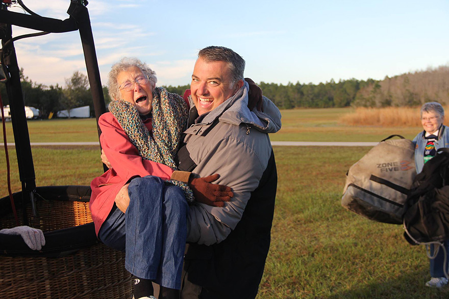 90-Year-Old With Cancer Chooses Epic Road Trip With Family Instead Of Treatment