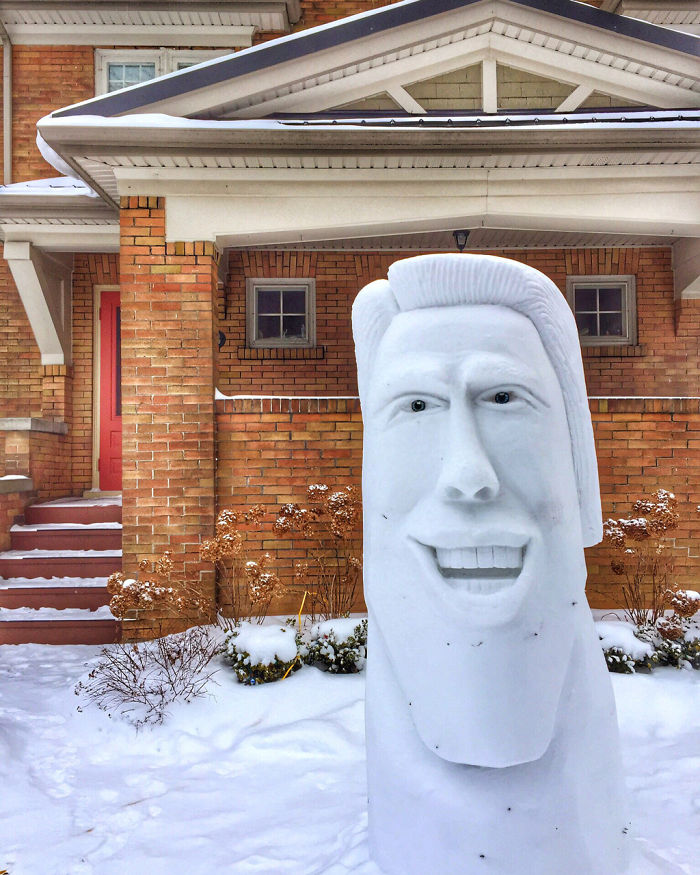I Make 7-Feet Tall Snow Sculptures In My Front Yard