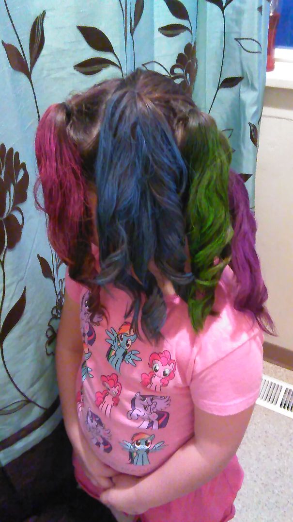 My Little Pony-Themed Hairdo