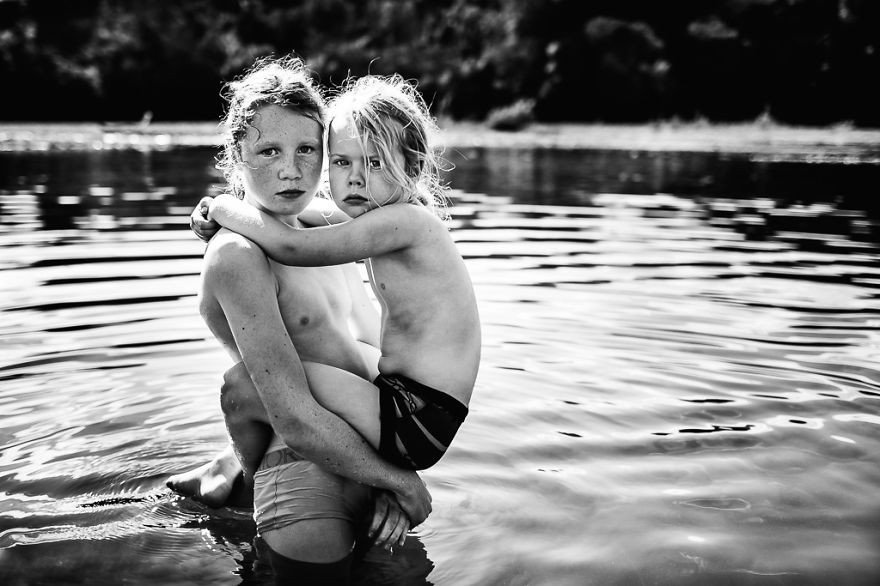 Sisters By Niki Boon, New Zealand (1st Place In The Lifestyle Category, Second Half)