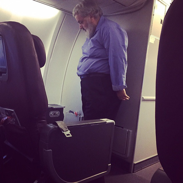 This Modest Person Refused To Take His Seat Because They Didn't Have Any Orange Juice In Business Class, Just Apple