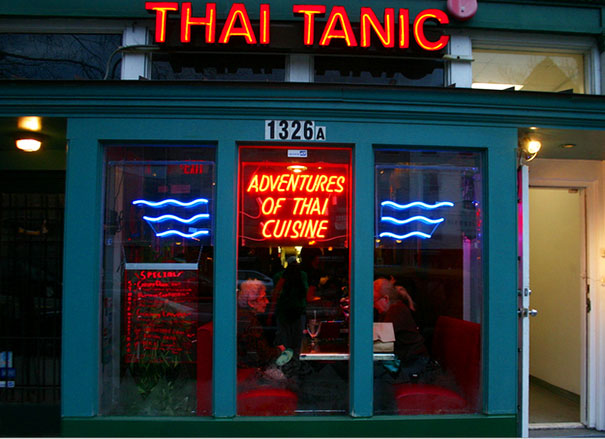Restaurant sign ‘Thai Tanic’