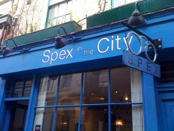 Shop sign ‘Spex in the City’