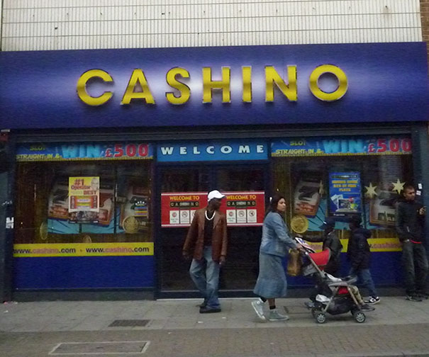 Casino sign ‘CASHINO’