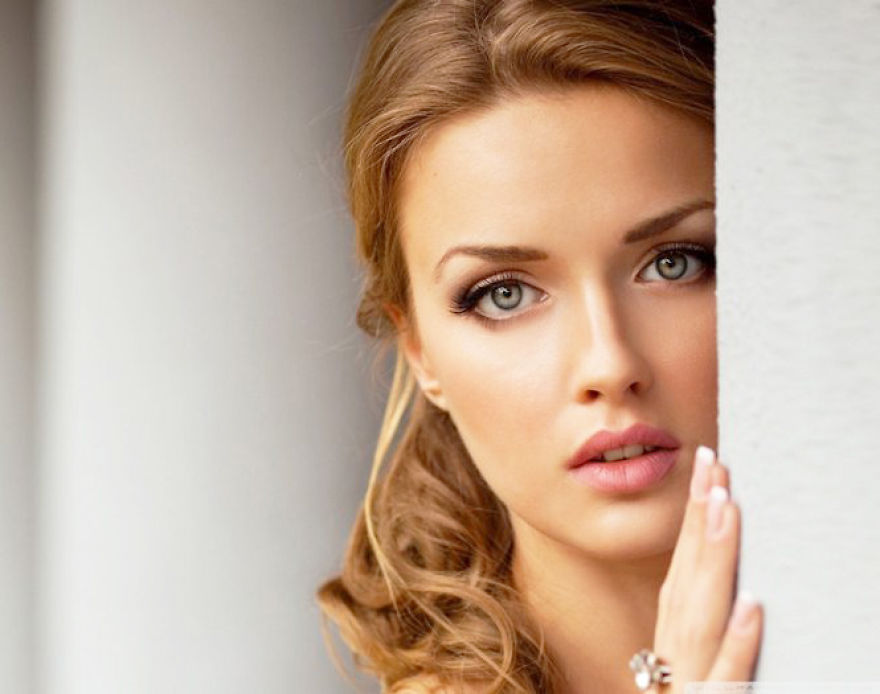 Five Most Beautiful Woman In The World