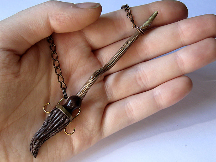 Harry Potter Broomstick Necklace