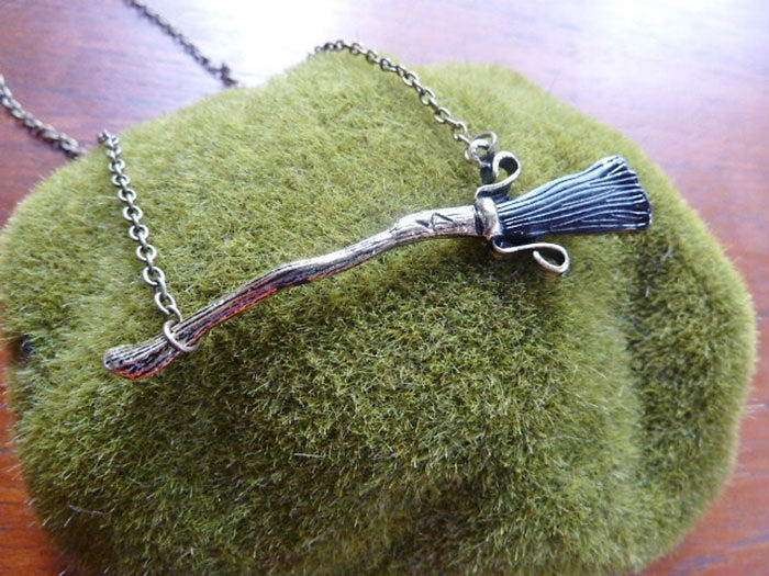 Harry Potter's Broom Necklace