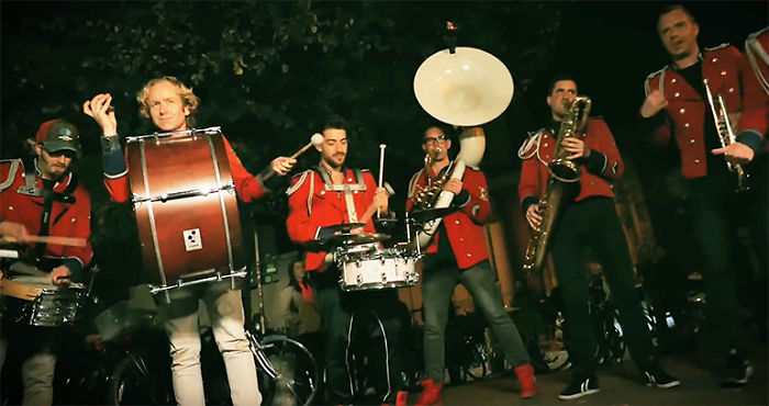 Here's 3 Talented Street Musicians Reinterpreting Techno And Electronic Music In Their Own Way