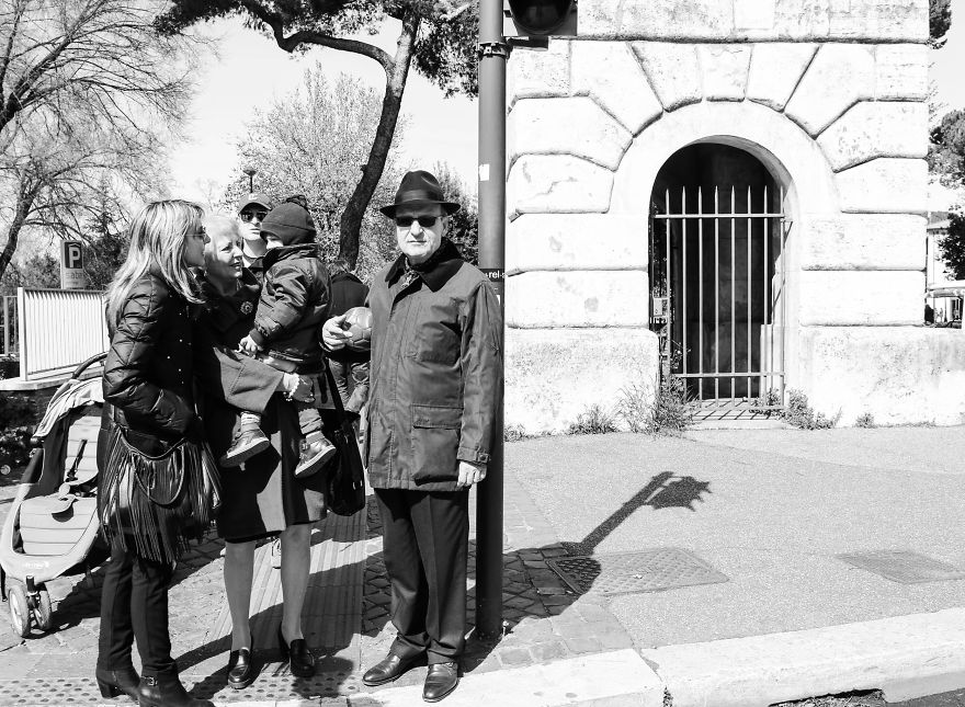 I Photographed The People Of Rome In Black And White
