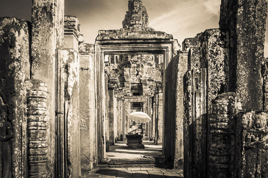 I Photographed The Temples Of Angkor Wat, The Largest Religious Monument In The World