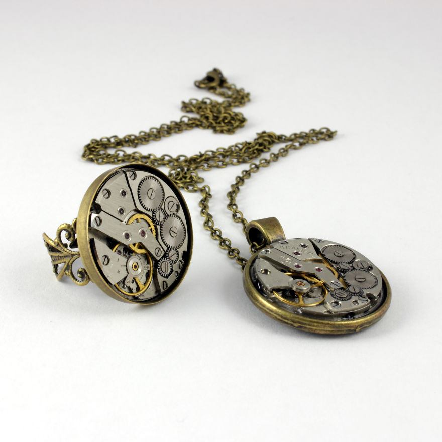 I Turn Old Watch Parts & Movements Into Steampunk Jewelry
