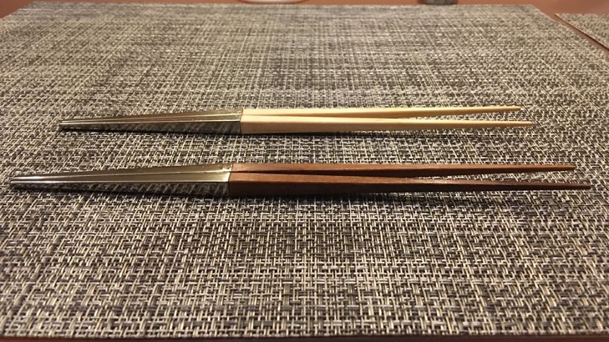 My Invention Lets You Put Your Chopsticks Directly On The Table Without Getting Them Dirty