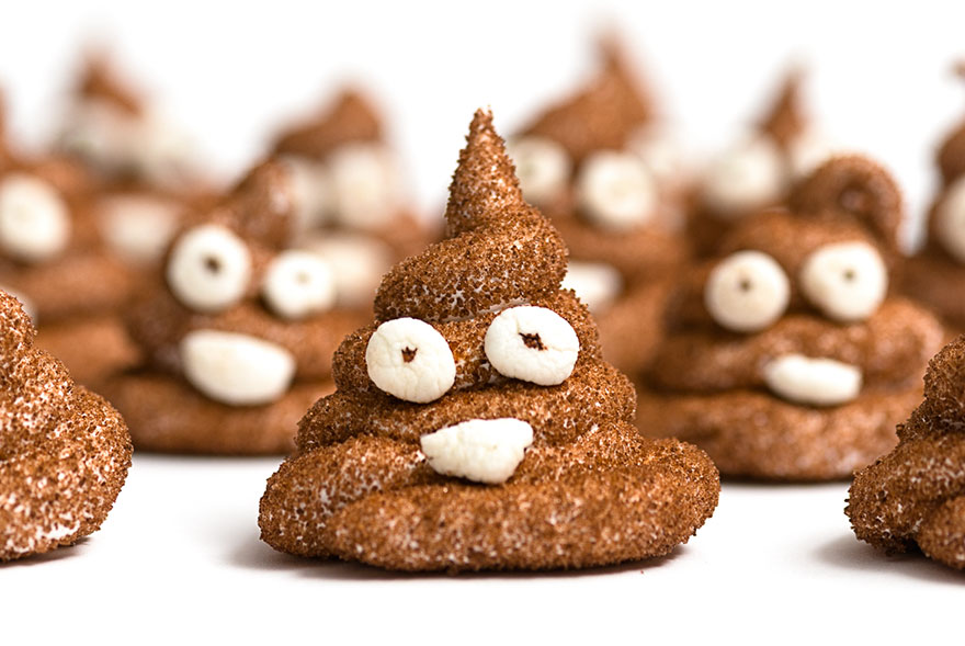 How To Make Poop Emoji Marshmallows With This Funny Recipe