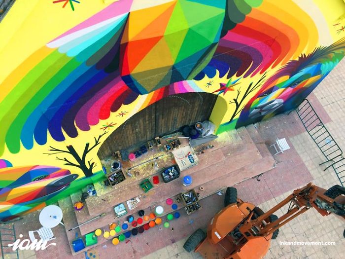 Street Art - Okuda Decorates A New Church With Its Colorful Creations
