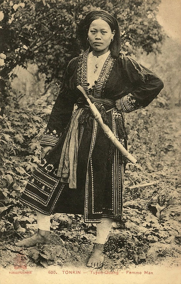 Young Vietnamese Woman With Sword