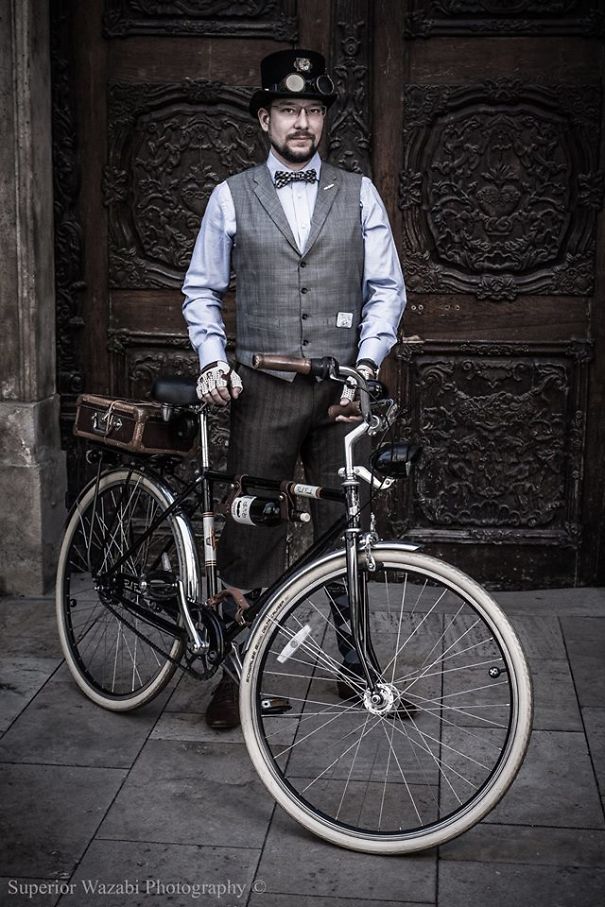 Tweed Run Budapest - Superior Wazabi Photography