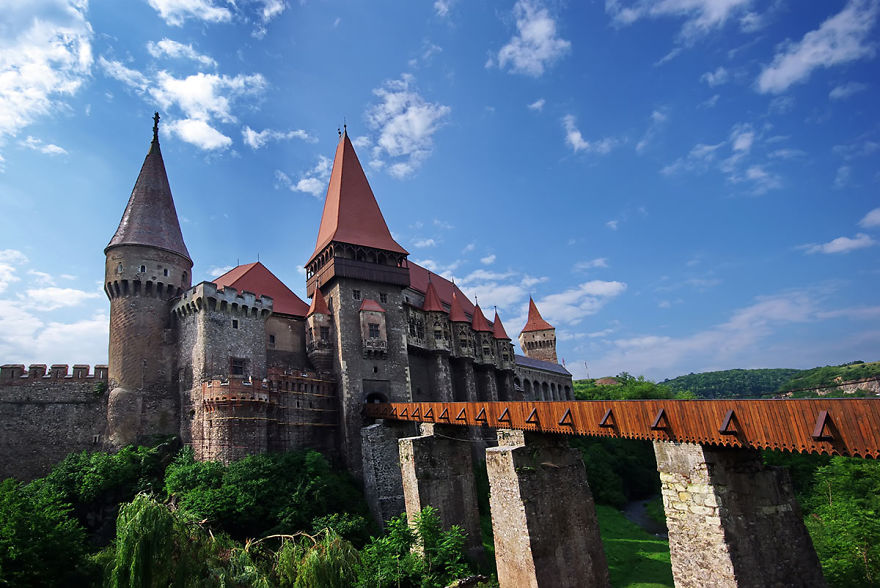 37 Reasons Why You Should Never Visit Romania