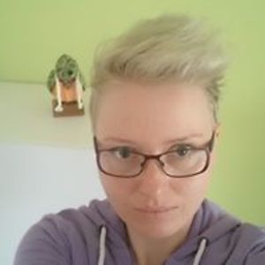 andreja_jezernik