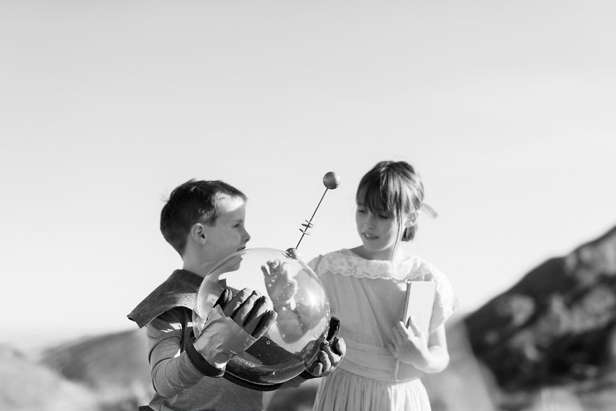 I Made A Space Helmet And Photographed My Kids To Express My Love For 1950's Sci-Fi