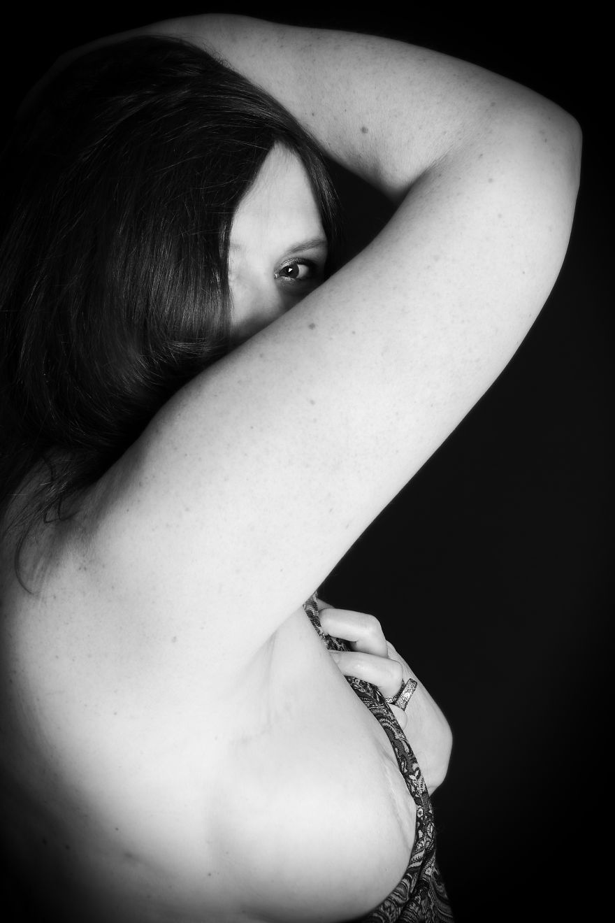 I Photograph People Naked And Happy, And This Is Why... I Photograph People Naked And Happy, And This Is Why...