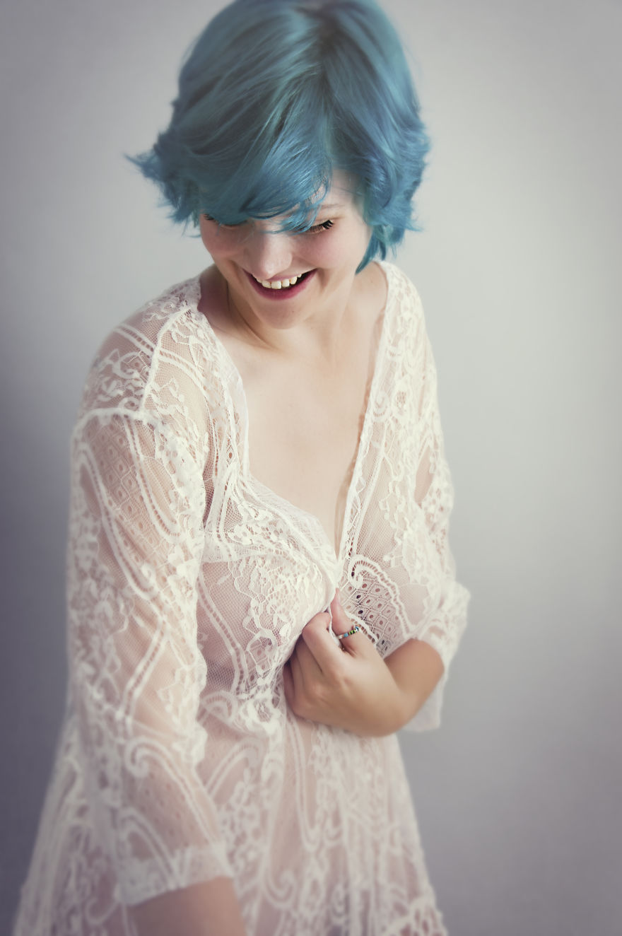 I Photograph People Naked And Happy, And This Is Why... I Photograph People Naked And Happy, And This Is Why...