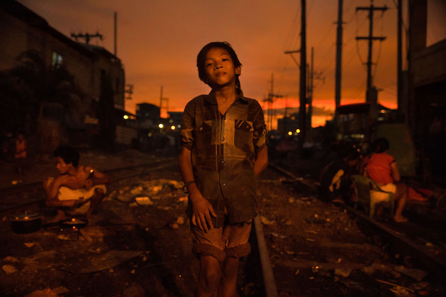 I’ve Been Photographing Slums To Show That Life In Poverty Is Not What You Think Of