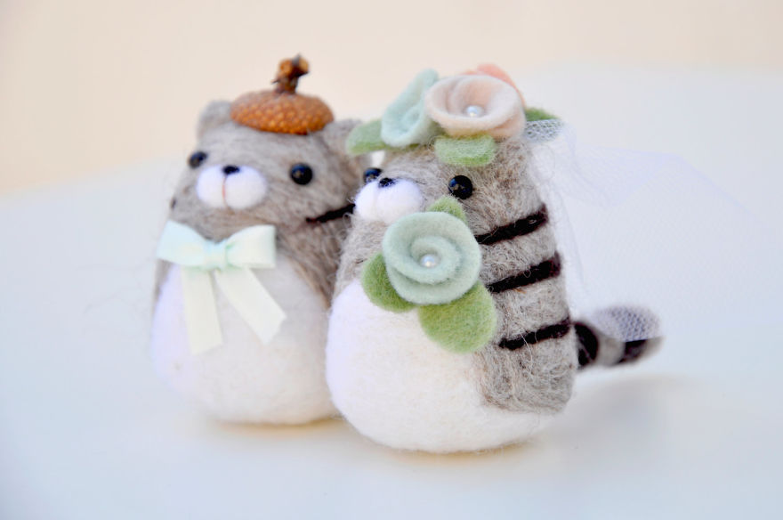 The Perfect Wedding Cake Toppers For The Animal Lovers