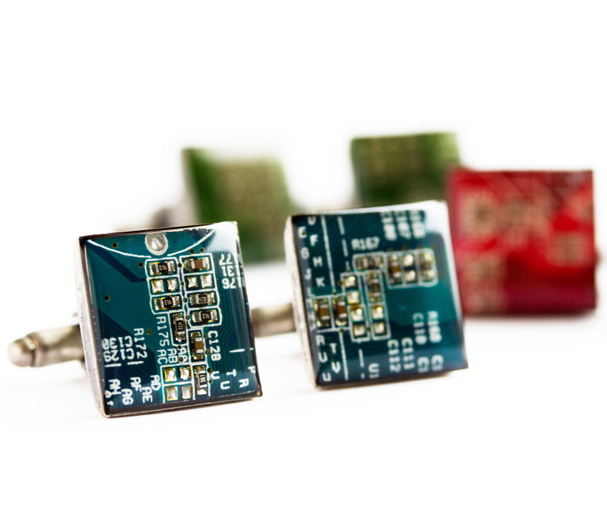 We Turn Old Computer Circuit Boards Into Modern Jewelry