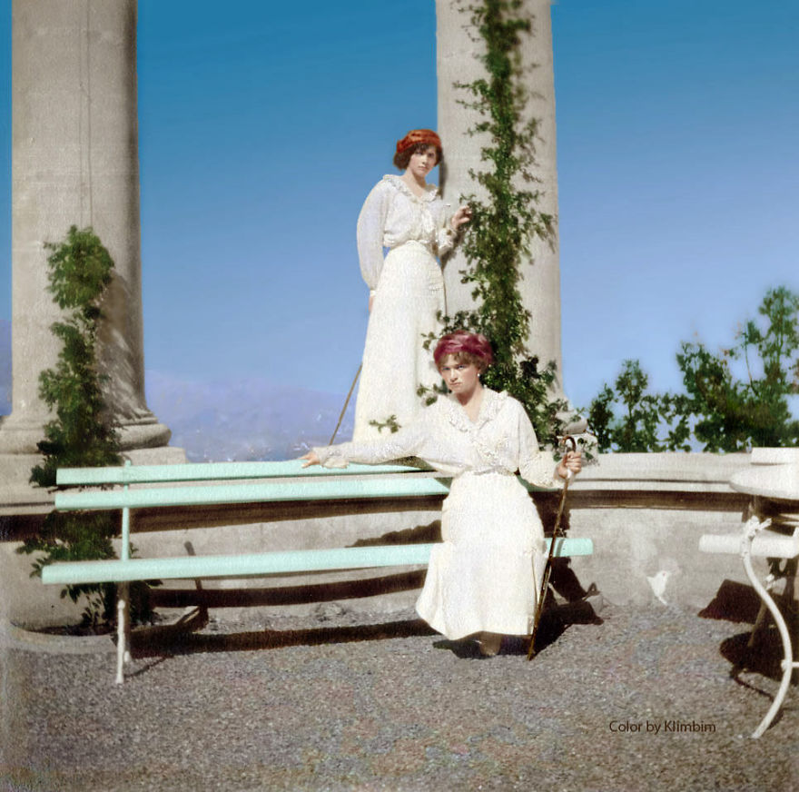 Grand Duchesses Olga And Tatiana Romanov In Livadia, Crimea, 1914