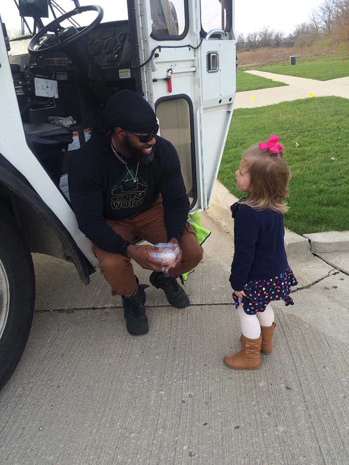 Little Girl Surprises Her Favorite Garbage Man With Birthday Cupcake