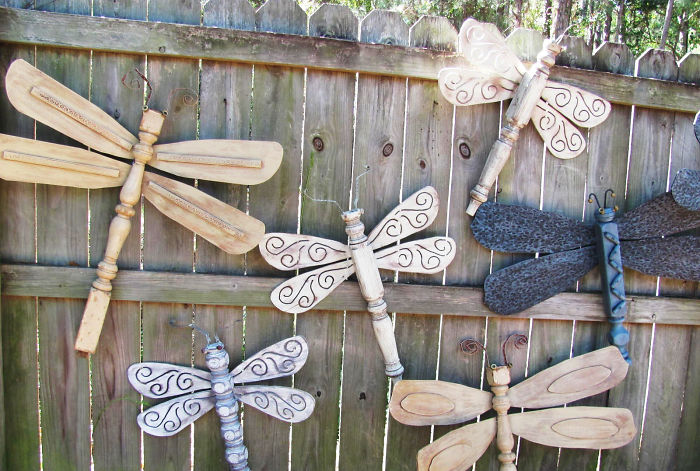Wooden Dragonflies Fence Decor