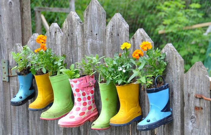 Upcycled Boot Planter Fence Decor