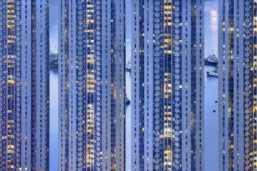 The Blue Moment: I Photograph The Atmosphere Of Hong Kong During Last Minutes Of Dusk