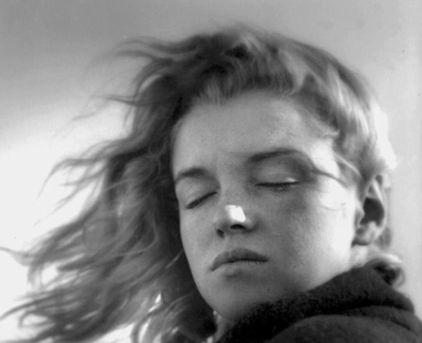 Rare Photos Of Marilyn Monroe When She Was Just 20 Years Old