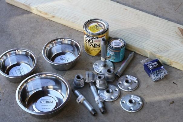 Easily Make An Elevated Dog Feeder Easily Make An Elevated Dog Feeder