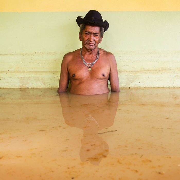 Drowning Portraits