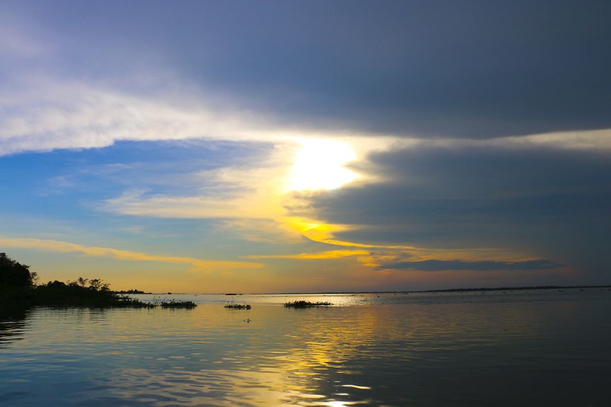 Haors (vast Watery Land) Of Bangladesh Haors (vast Watery Land) Of Bangladesh