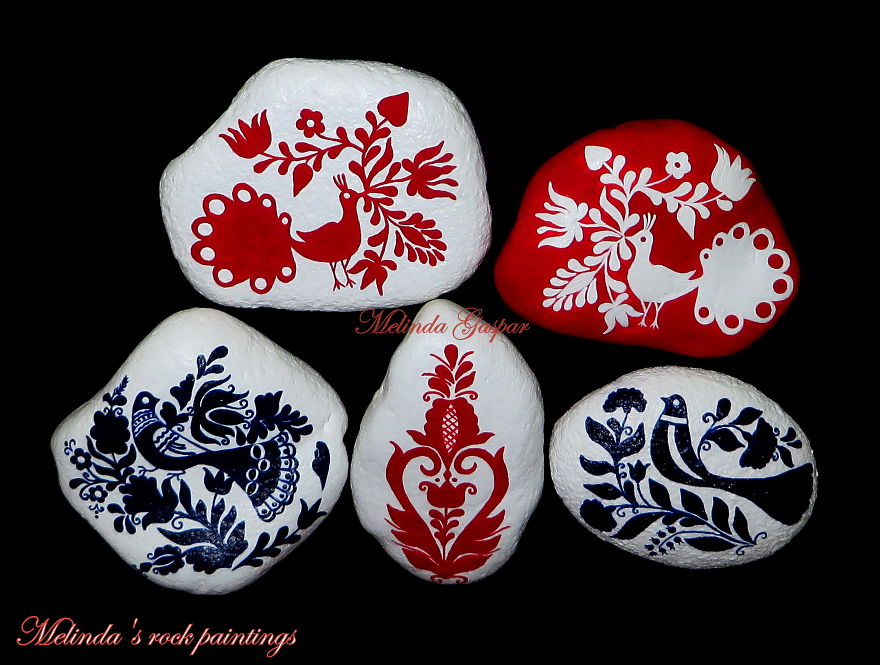 I Turn Regular Stones Into Works Of Art By Painting On Them