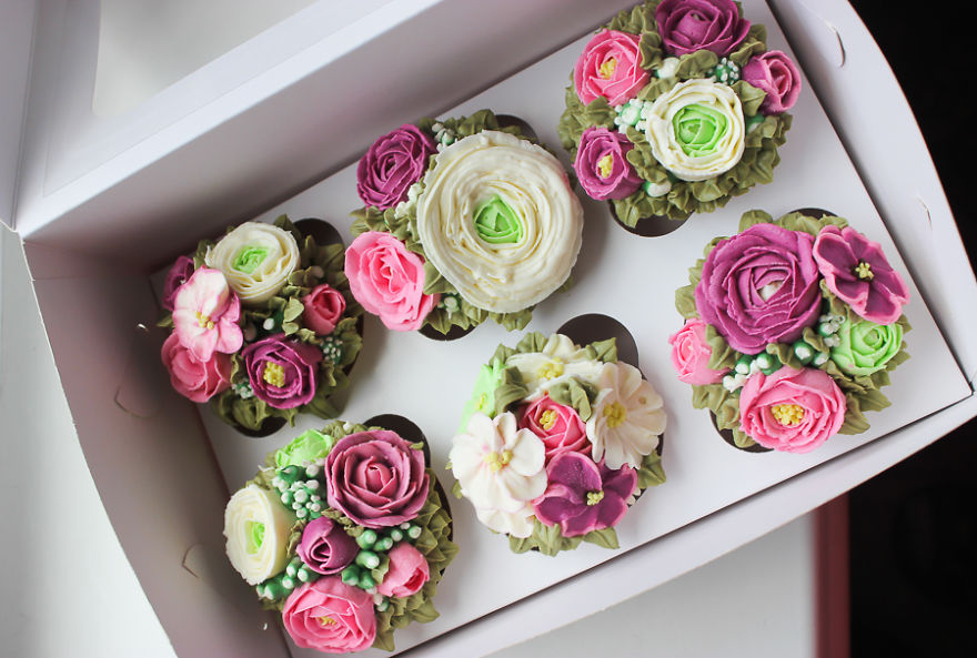 My Hand-Crafted Flower Cupcakes