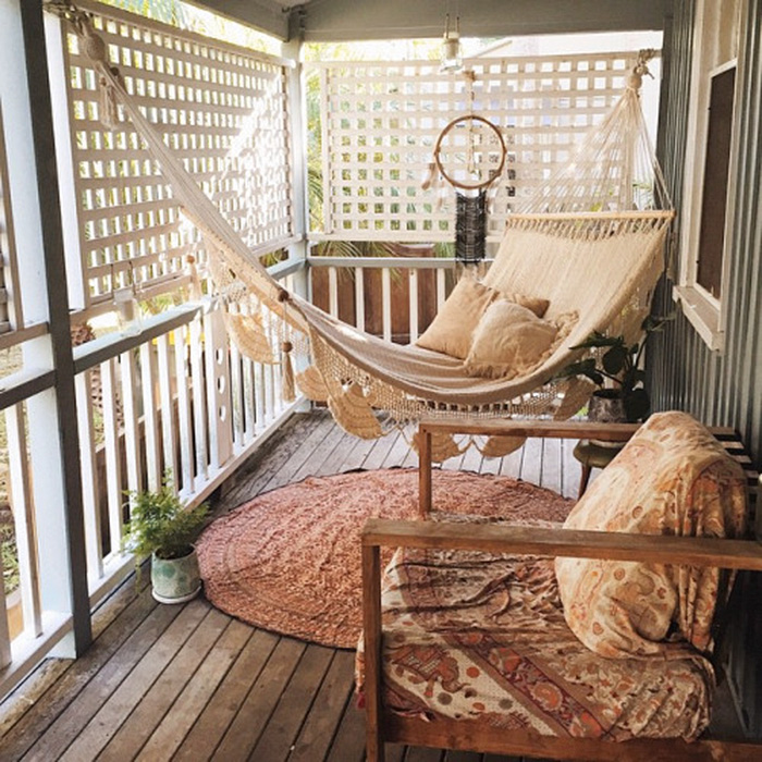 6 Ideas to Add Big Style to a Small Balcony or Patio