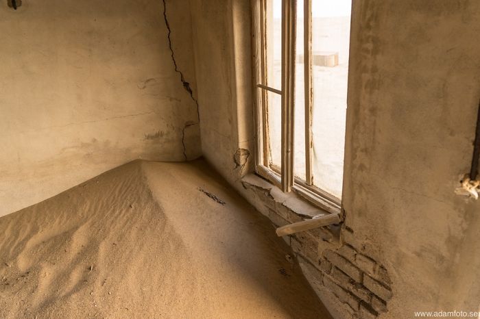 The Abandoned Town Of Kolmanskop, Where Sand Is Reclaiming The Land