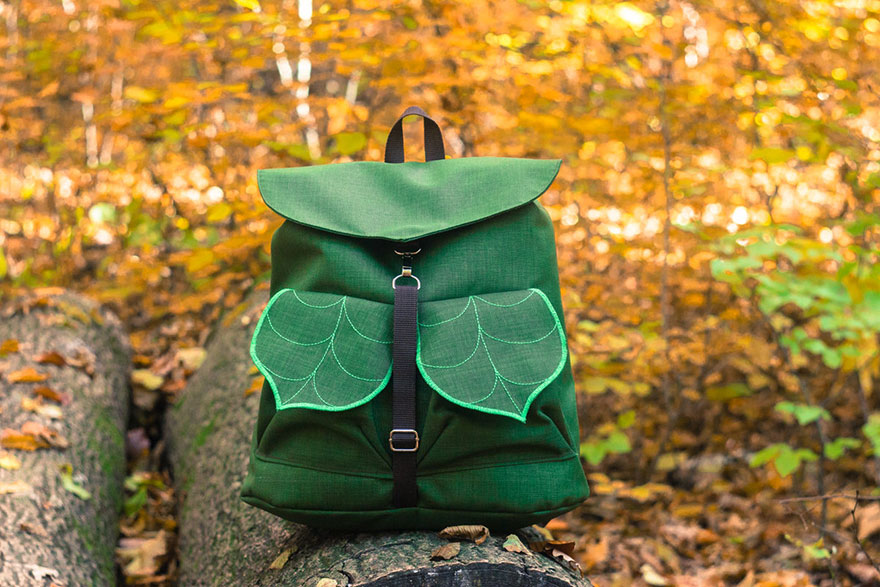 Leaf-Inspired Bags From Budapest