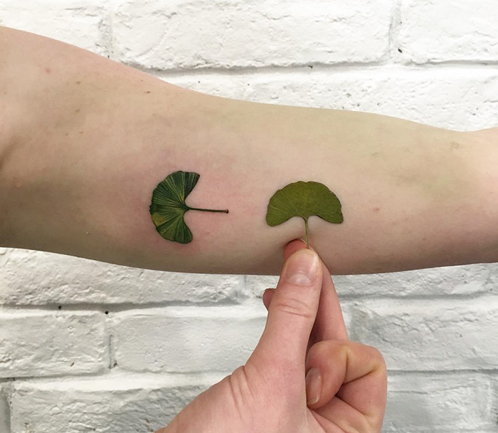 Tattoo Artist Uses Real Leaves And Flowers As Stencils To Create Botanical Tattoos