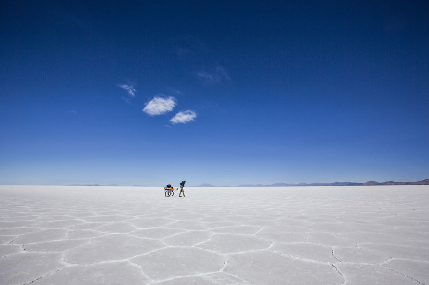 The Story Of My Lonely Walk Across The Largest Salt Desert In The World,  salar De Uyuni