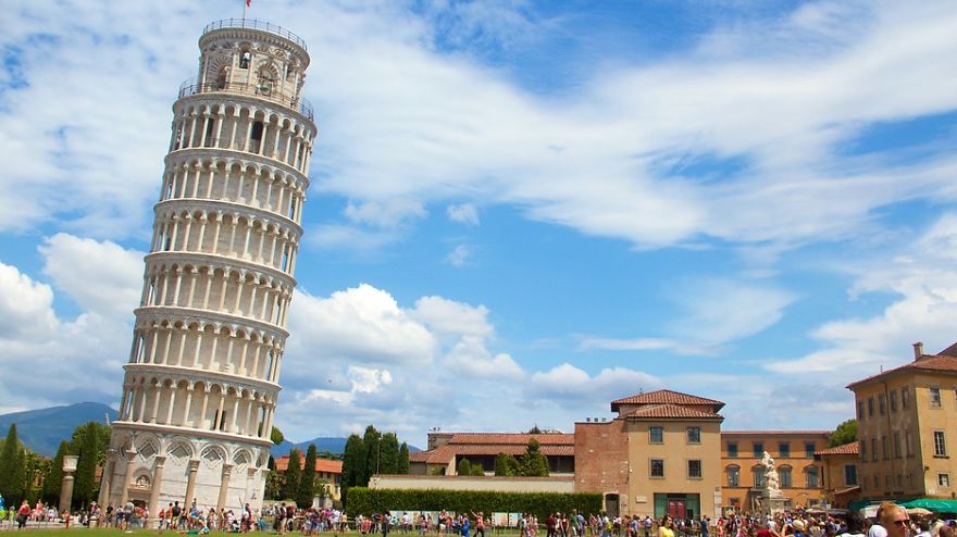 10 Famous Views From A Different Angle 10 Famous Views From A Different Angle